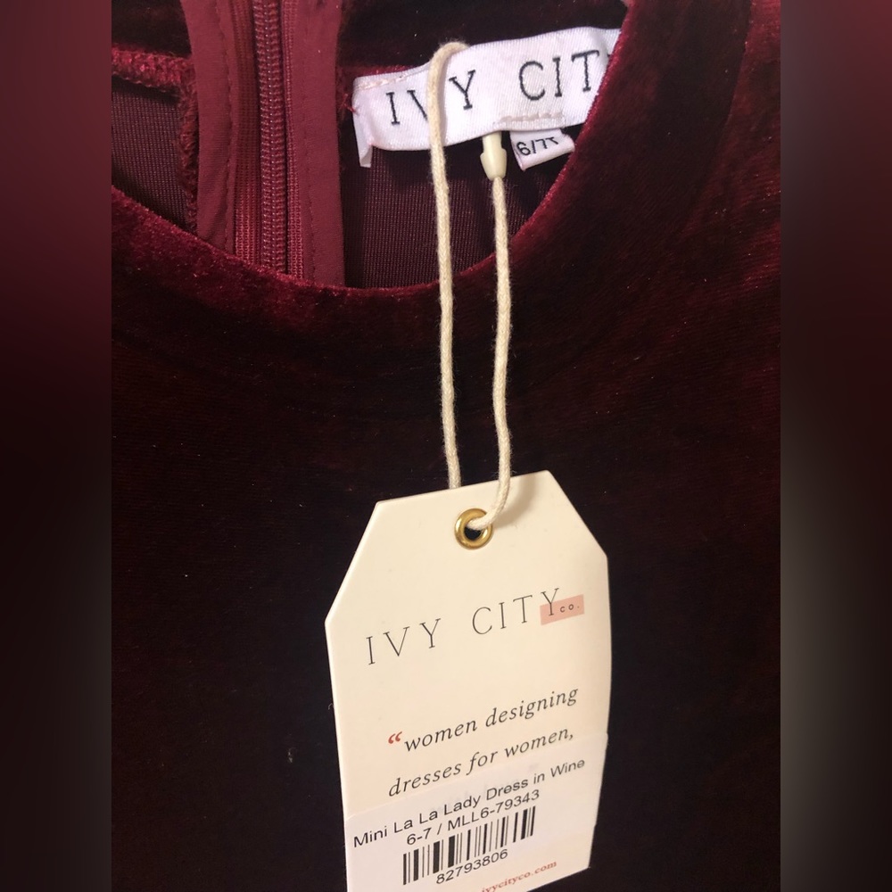 Ivy City Co girls maroon velvet dress - Picture 4 of 5